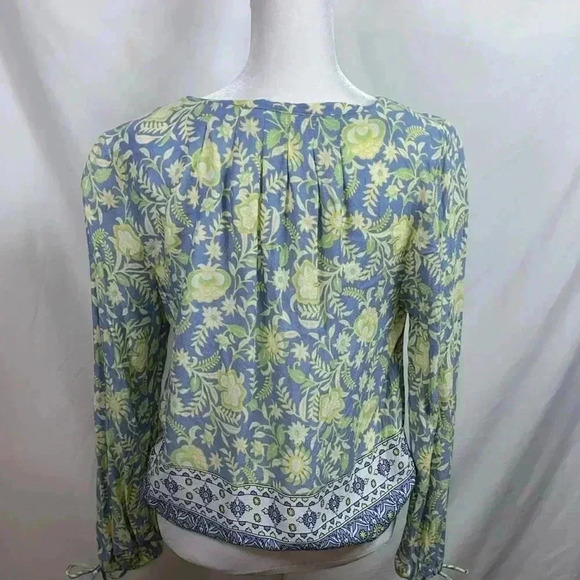 Lucky Brand Blue & Yellow Floral Elastic Waist, 3/4 Sleeve Top, Brass Buttons. - Picture 4 of 14